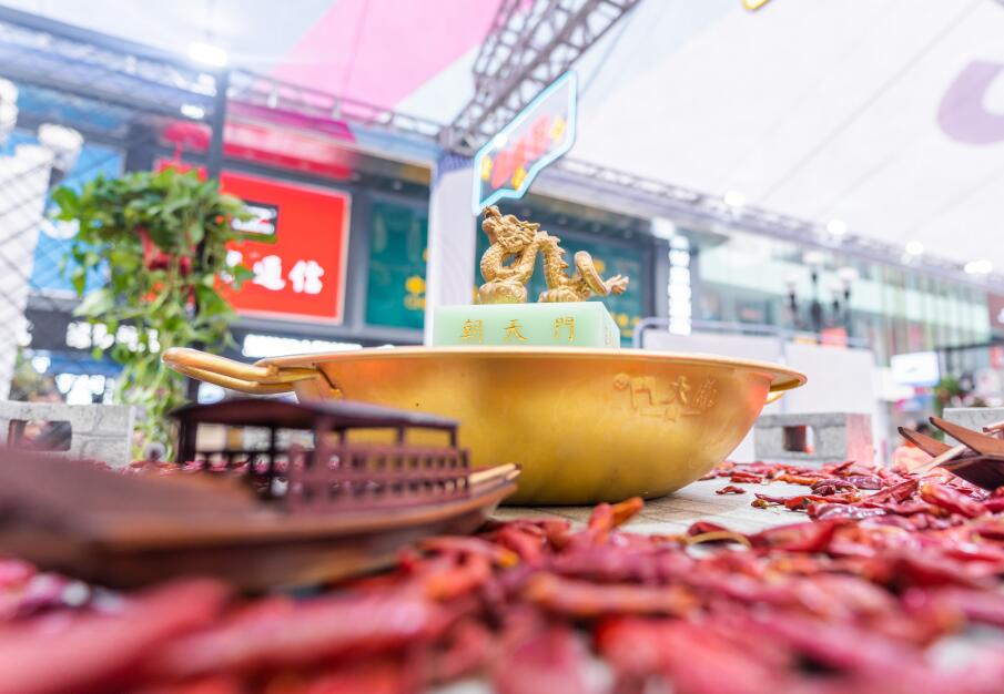 棗莊開(kāi)火鍋加盟店怎樣經(jīng)營(yíng)才能盈利？
