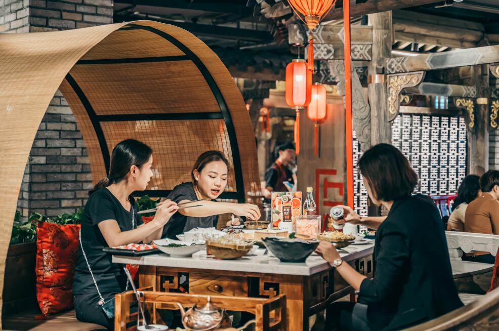 天門開火鍋加盟店，如何節(jié)省投資成本？