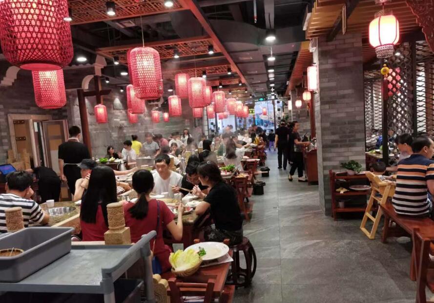 松滋開火鍋加盟店如何經(jīng)營才火？