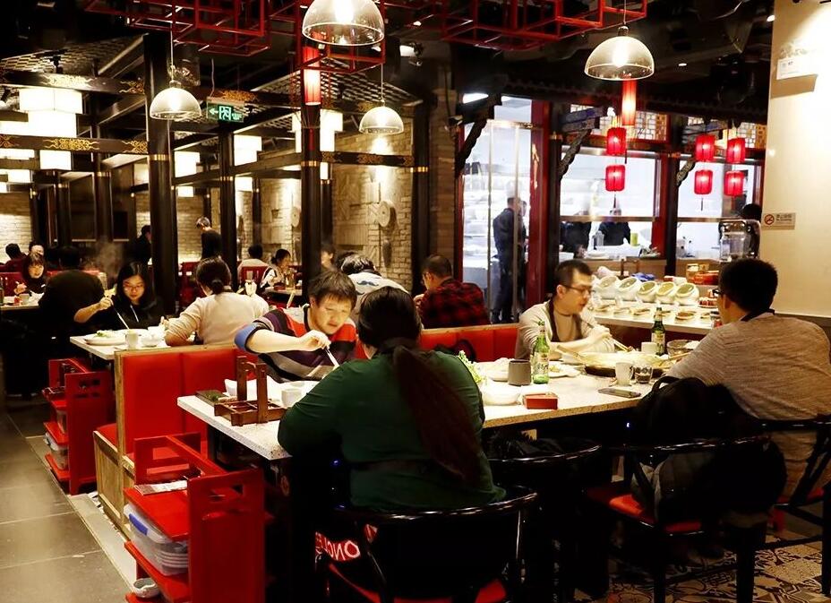 新開的重慶火鍋店沒人光顧？這樣擺盤人氣高漲！