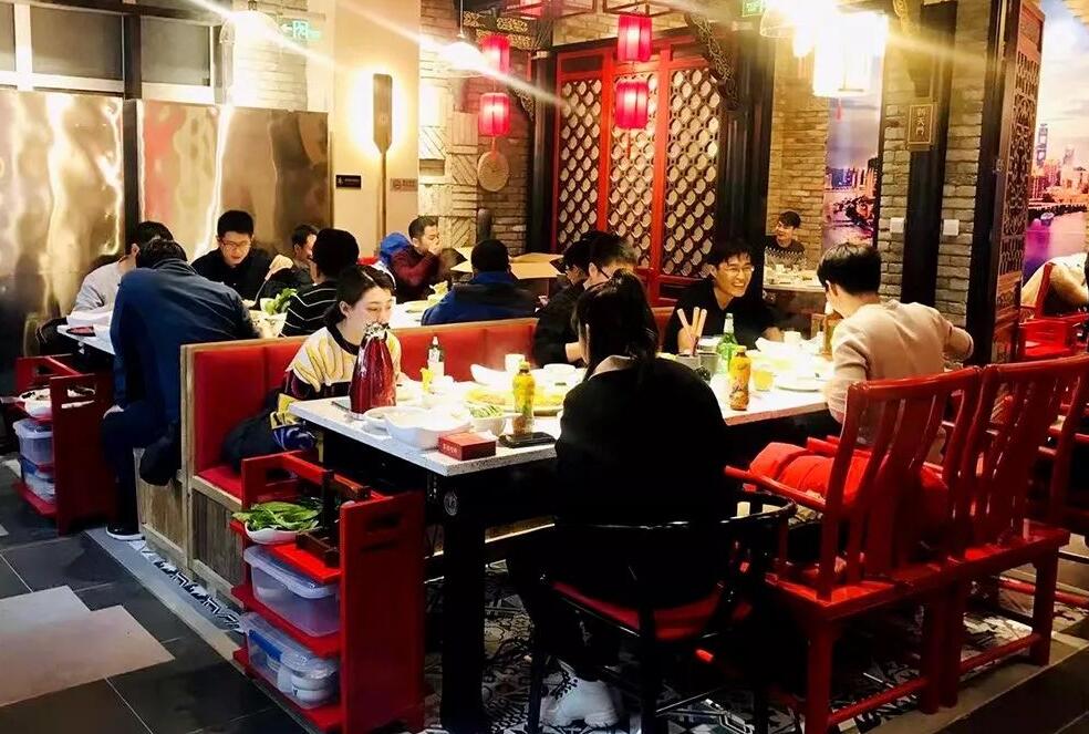 三亞開火鍋加盟店如何裝修設(shè)計？