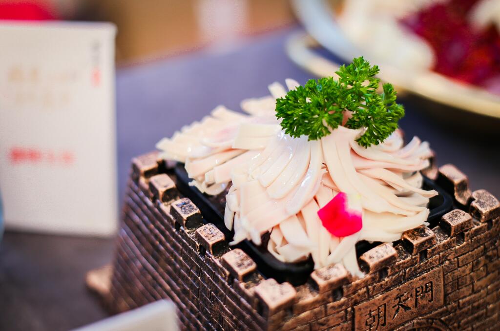 遵化開火鍋加盟店，要遵循哪些市場規(guī)律？