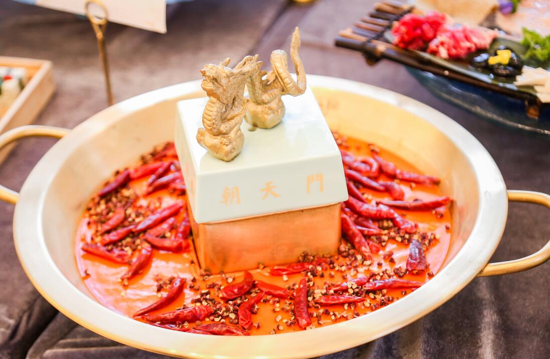 泊頭開火鍋加盟店，怎樣管理前廳和后廚？