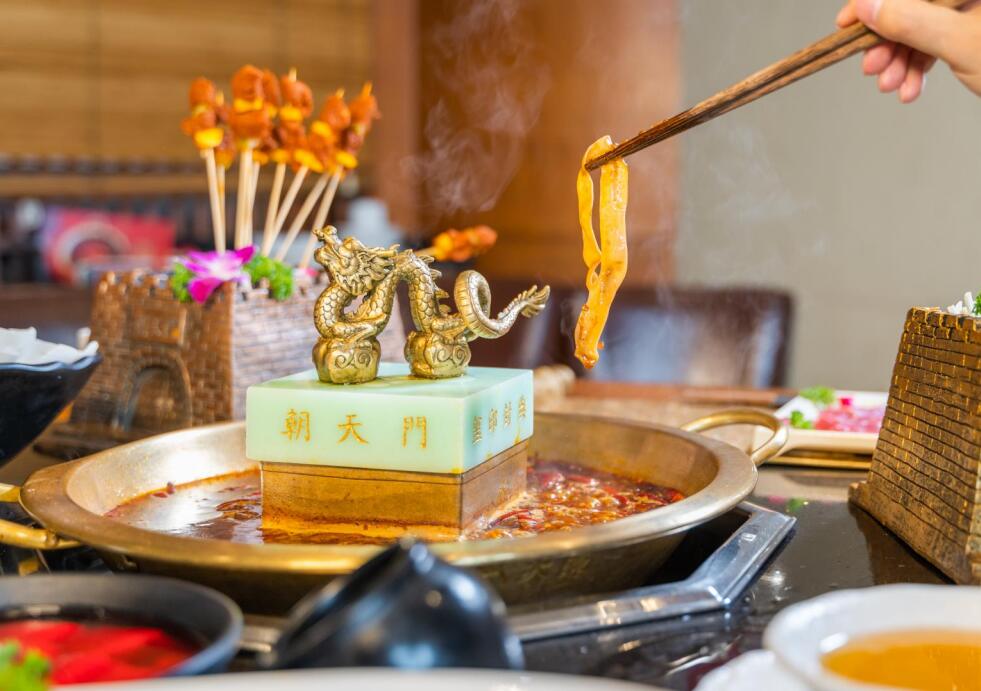 霸屏美食榜的朝天門火鍋，為何非吃不可？