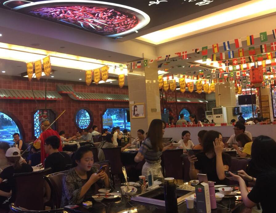 90后不會(huì)炒底料如何開(kāi)火鍋店呢？