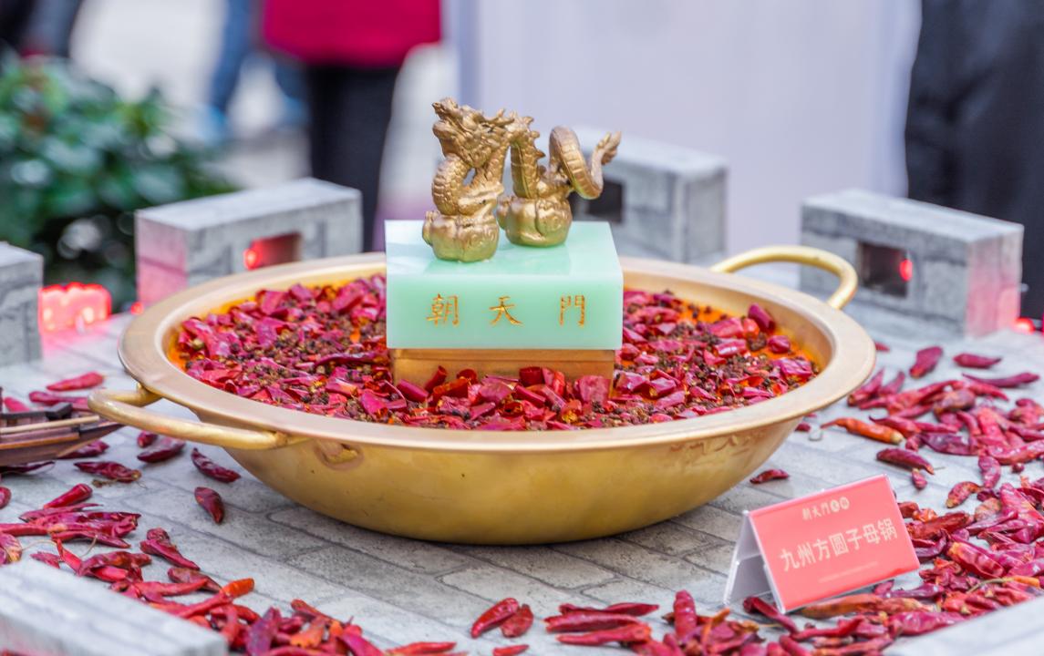 長(zhǎng)江索道旅游打卡攻略，體驗(yàn)飛躍長(zhǎng)江，品嘗重慶火鍋！