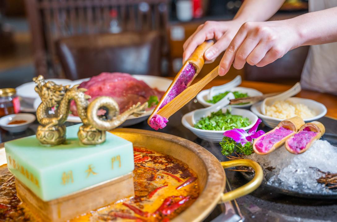 火鍋加盟意義是什么？加盟好還是自營好？
