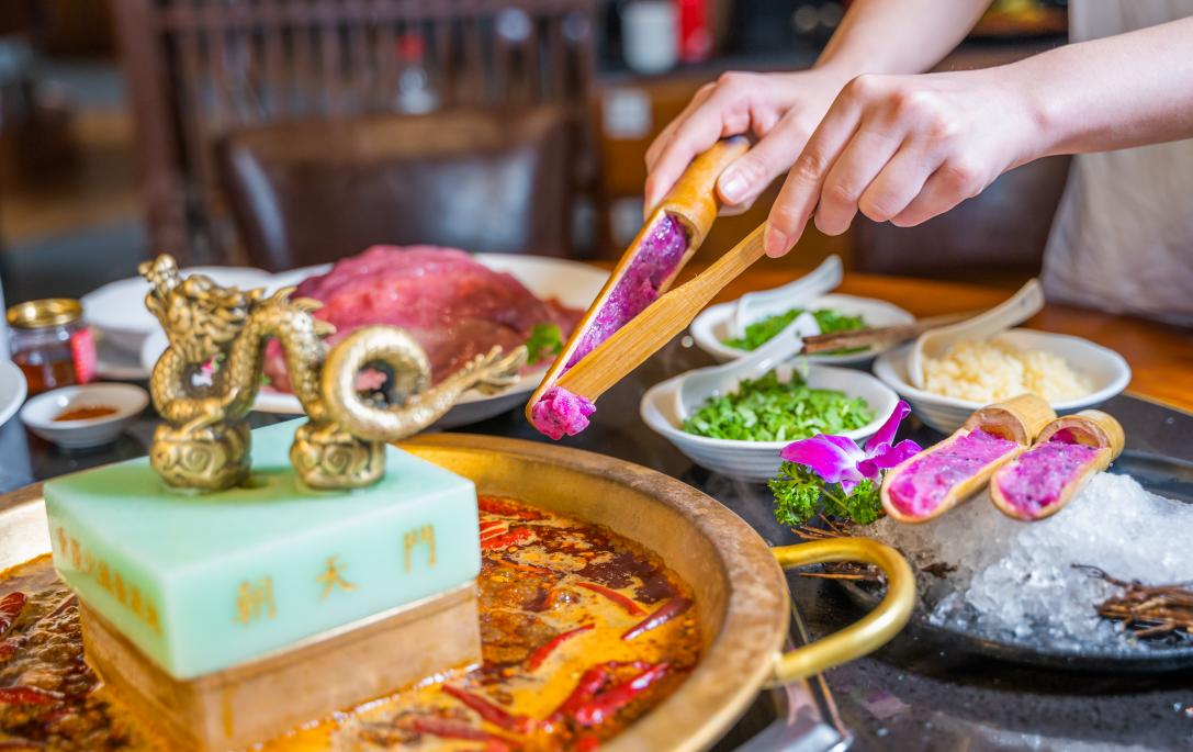 重慶火鍋，經(jīng)典菜品，加盟店必備！