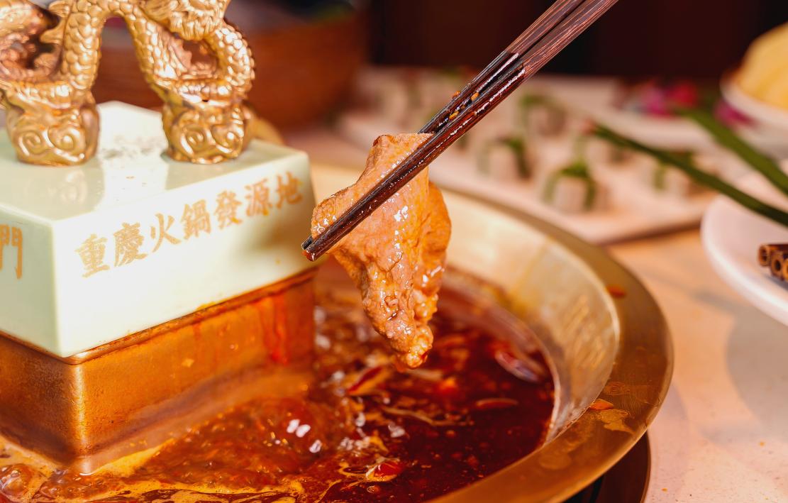 來重慶，火鍋好吃？還是串串好吃？